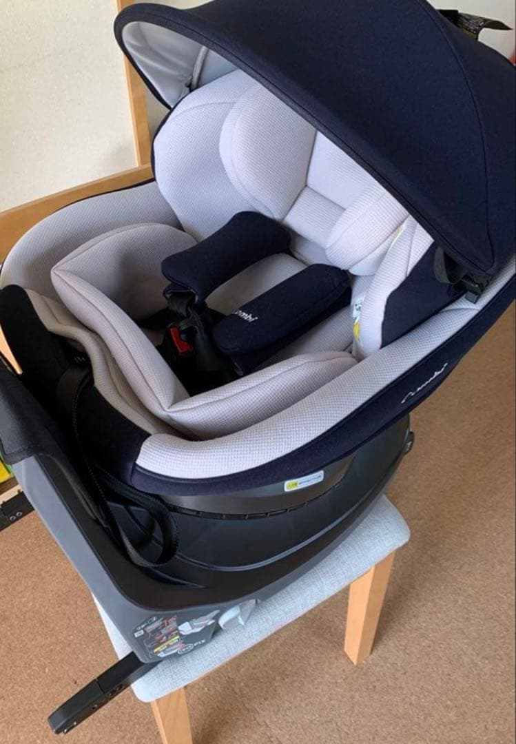 コンビ combi チャイルドシート『クルムーヴスマート ISOFIX』