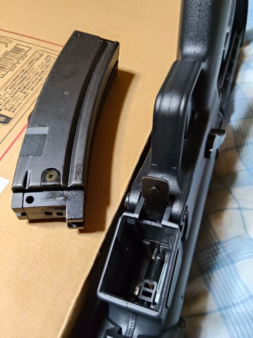 ガスガン　MARUZEN MP5K CHARGER ブラック