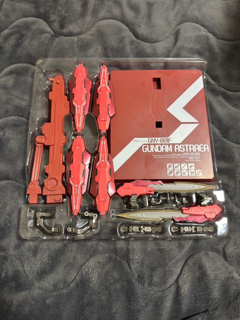 バンダイ　メタルビルド　ガンダムアストレア TYPE-F＋OP-SET