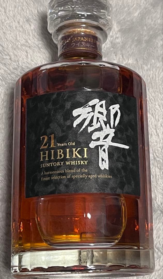 サントリー　響　21 箱付