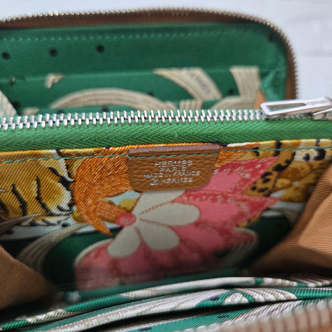 エルメス　シルクインコンパクト　王者の虎