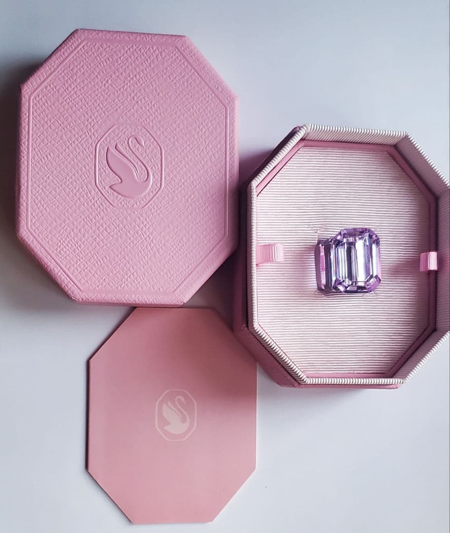 SWAROVSKI　スワロフスキー　Lucent　カクテルリング　ジュエリー