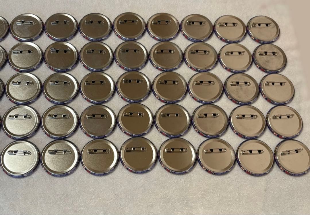 すとぷり ななもり。 缶バッジ 2020夏等身