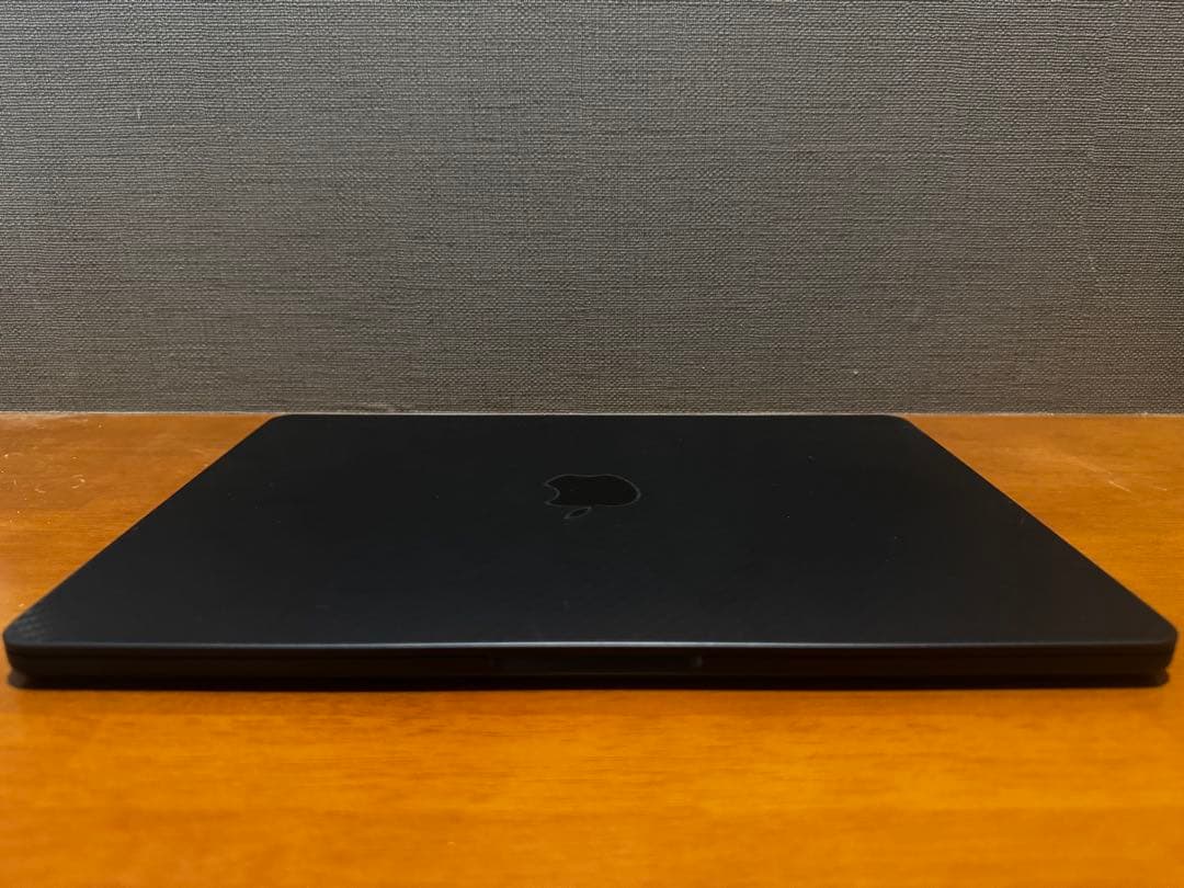 MacBook Air 13インチ M2 256GB CASETiFY