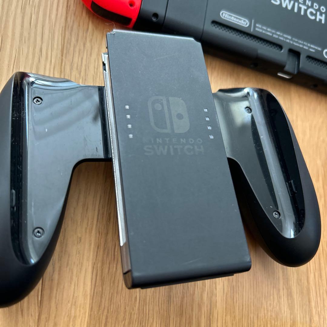 2024年12月購入　switch 本体　ネオンブルー×ネオンレッド
