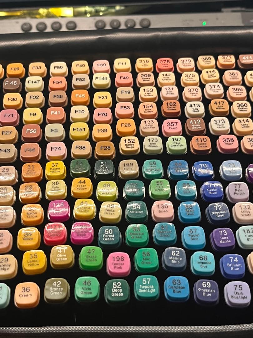 【ほぼ新品】コピックマーカー262色セット　大量　まとめ売り