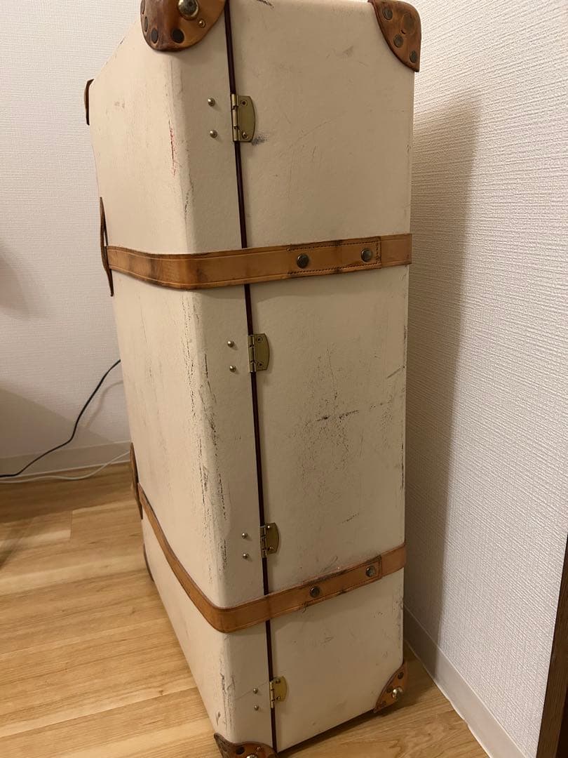 GLOBE TROTTER｜サファリ33インチ （アイボリー ホワイト）