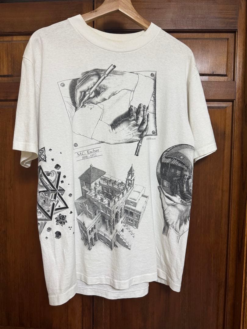 最終値下げ！破格！90s ヴィンテージ　エッシャーTシャツ　アートTシャツ