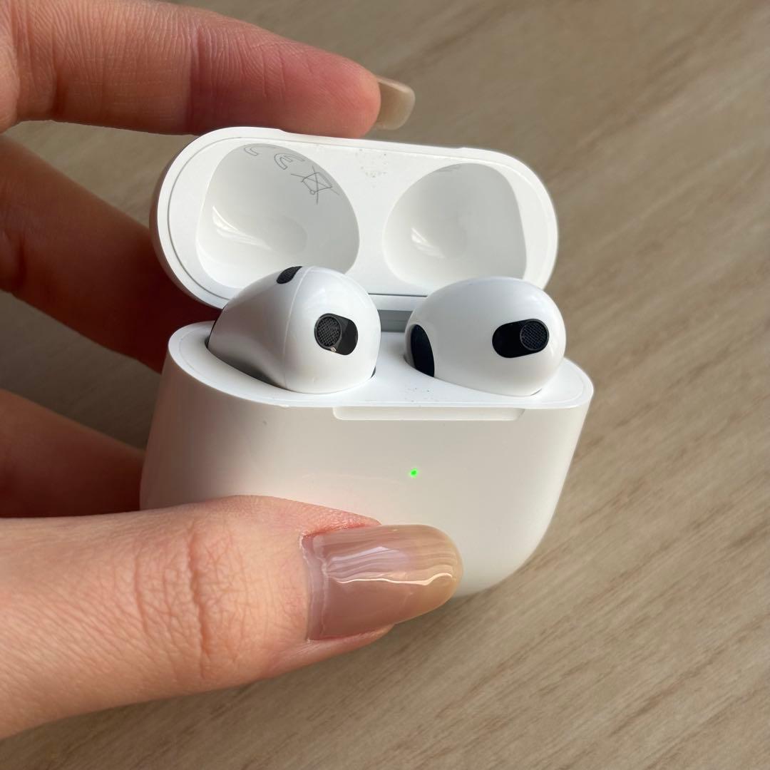 AirPods 第3世代 Apple正規品 動作確認済 スヌーピー保護ケース付き