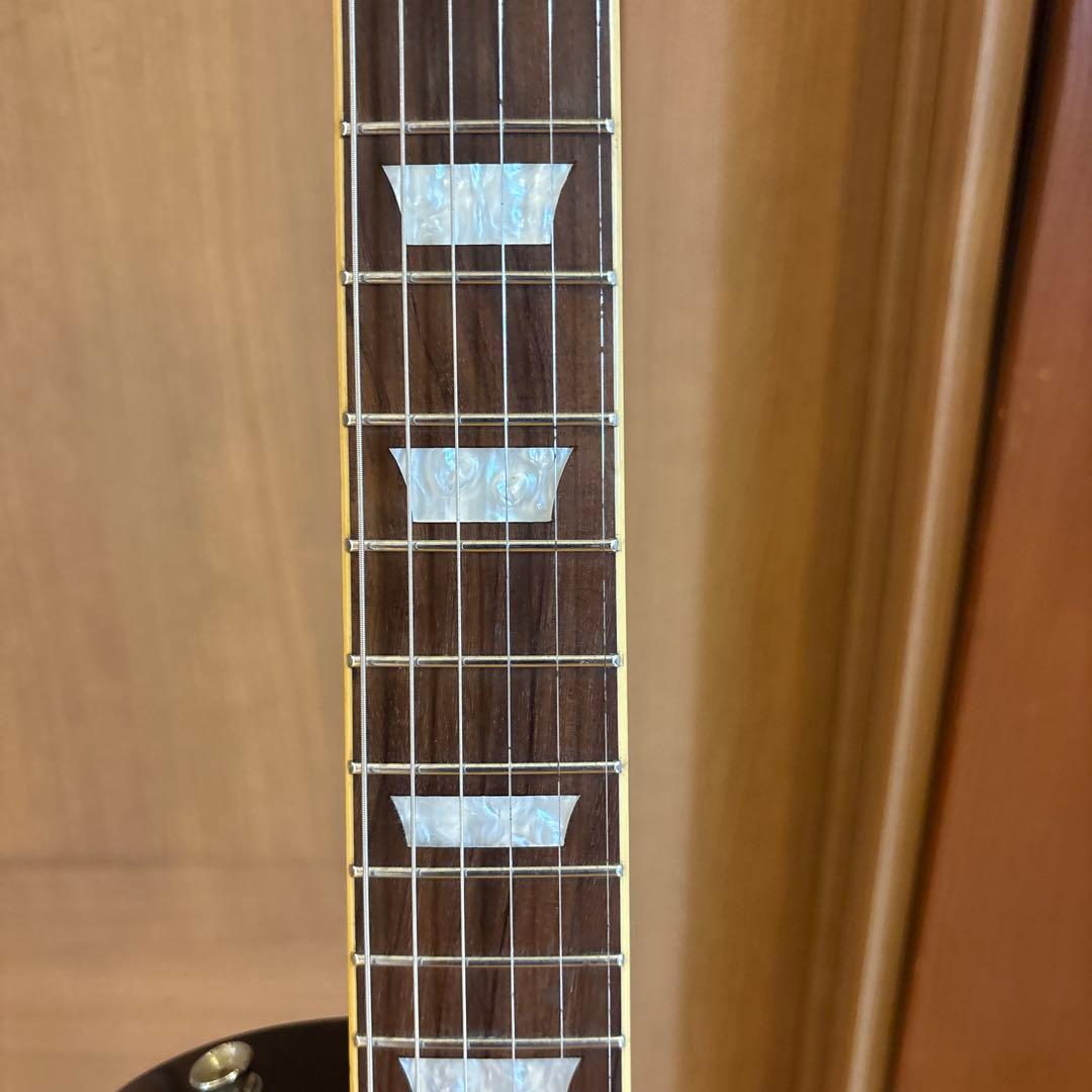 【ムックル】Legend レスポールシェイプ “ぼっち・ざ・ろっく!”風