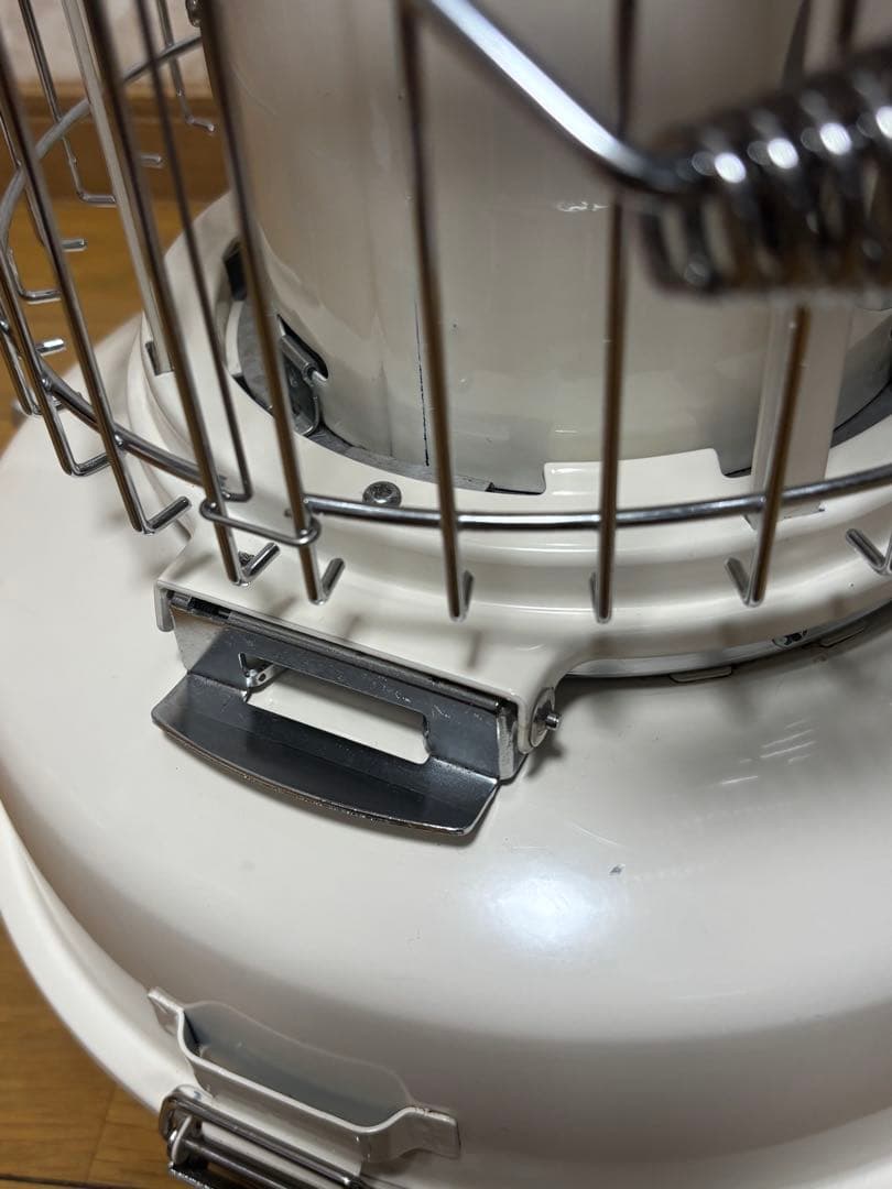 センゴクアラジン　ポータブルガスストーブ　ホワイト