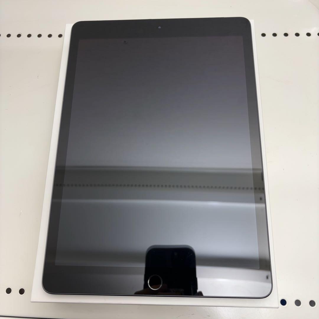 早い者勝ち　バッテリー良好　iPad 第8世代　Cellular
