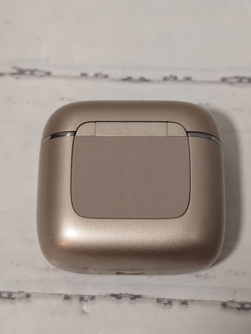 JBL TOUR PRO3 ケースのみ　ラテ