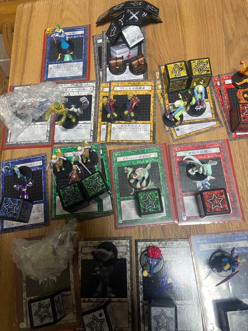 遊戯王ダンジョンダイスモンスターズ　フィギュアカードセット　ジュンキ