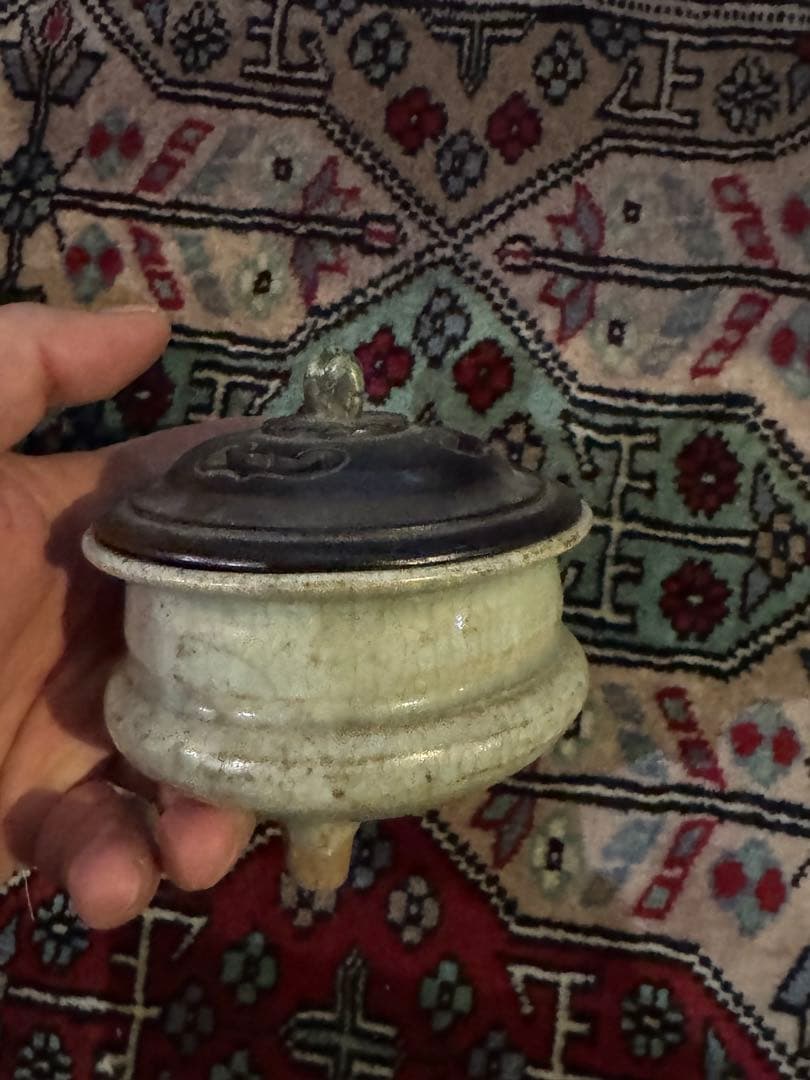 ‼️最後の値段出します‼️リサイクルFORT‼️中国の青磁香炉‼️緑石の木蓋付