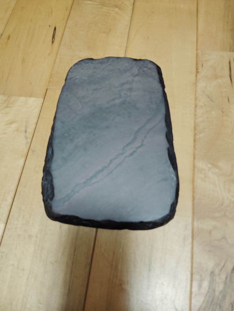 彫刻装飾付き硯