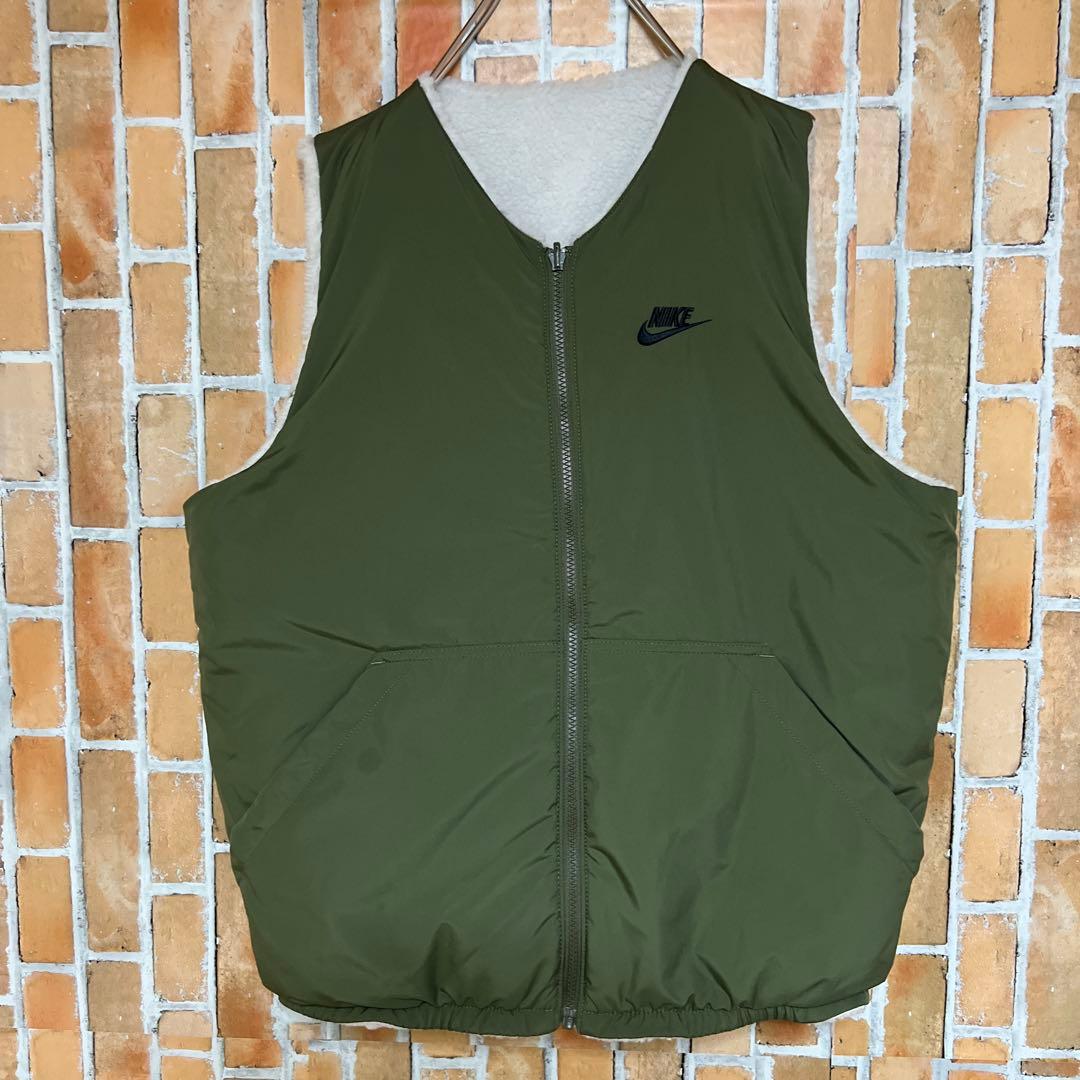 201NIKEリバーシブルベスト　ナイキボアモコモコウインタライズドスウォッシュ