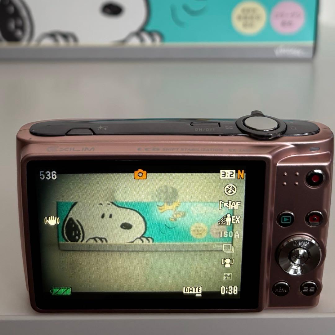 CASIO EXILIM 12.1メガピクセル デジタルカメラ（SDカード付）