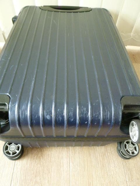 RIMOWA リモワ　4輪　SALSA サルサ　紺色　キャリーケース