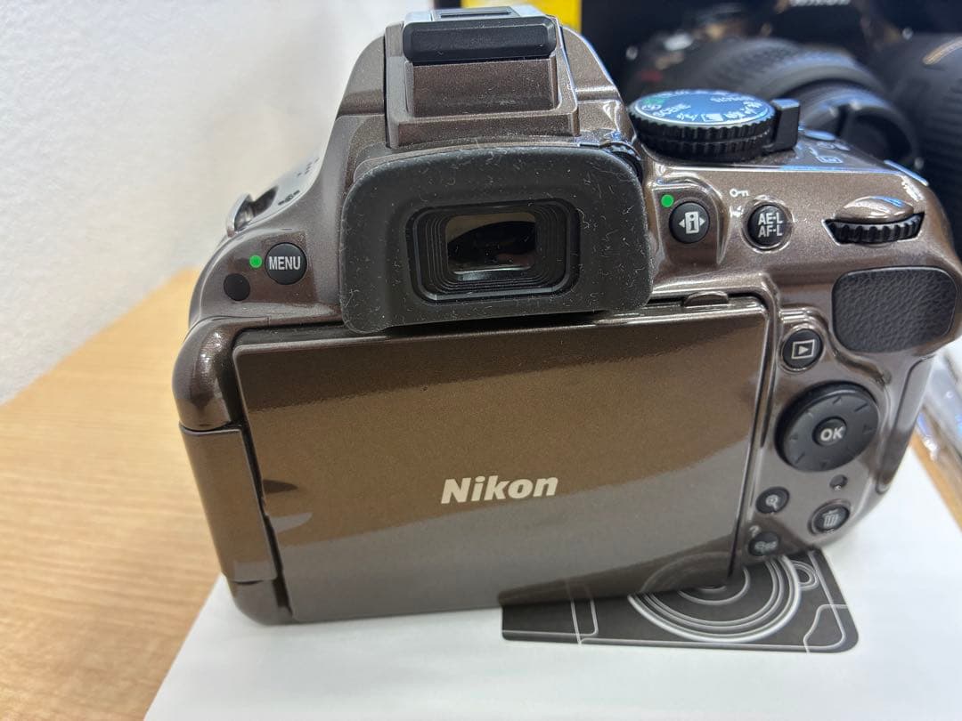 Nikon D5100 ダブルズームキット 一眼レフ