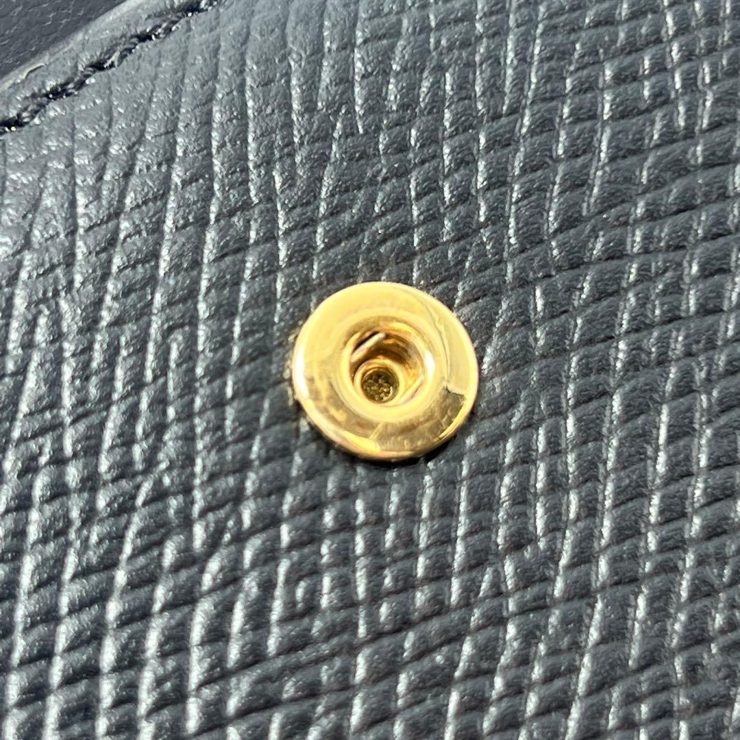 値下げ中‼️まろろ 専用✨極美品✨CELINE セリーヌ　ミディアム　ウォレット