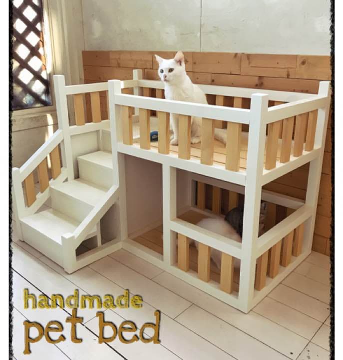 ハンドメイド 猫ちゃん ワンチャン ペット用 2段ベッド♫ 収納スペース付き