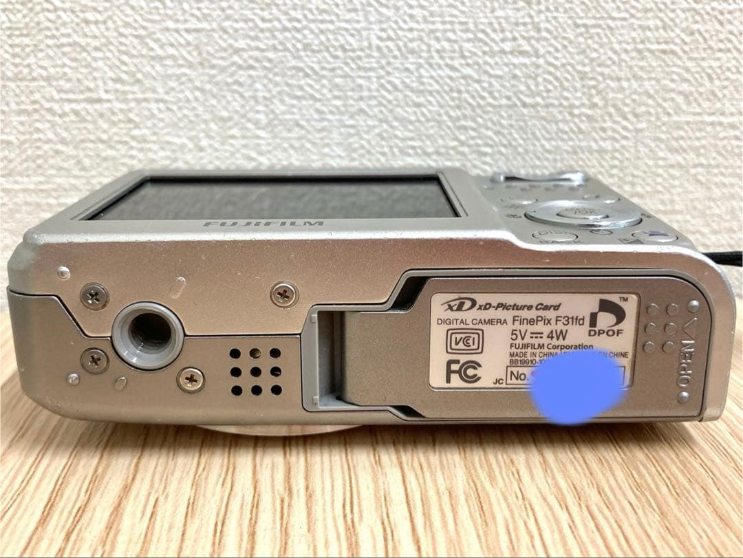 FUJIFILM 富士フィルム FinePix F31fd シルバー ジャンク