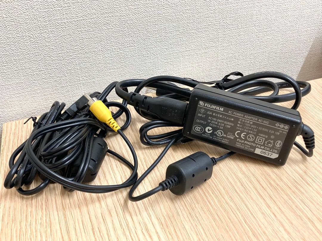 FUJIFILM 富士フィルム FinePix F31fd シルバー ジャンク