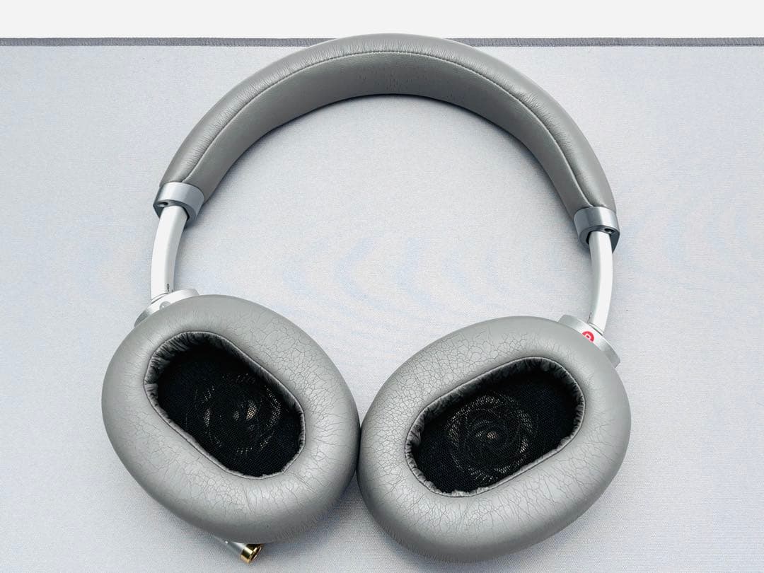 ソニー　ヘッドホン　MDR-1AM2