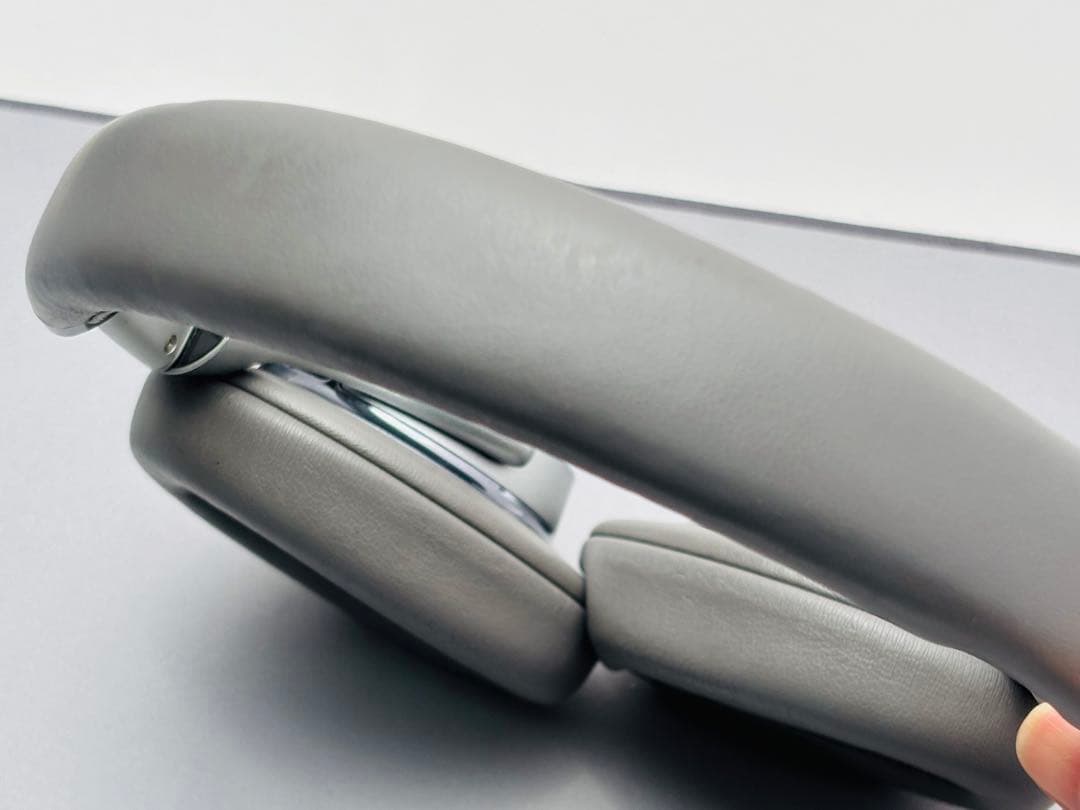 ソニー　ヘッドホン　MDR-1AM2