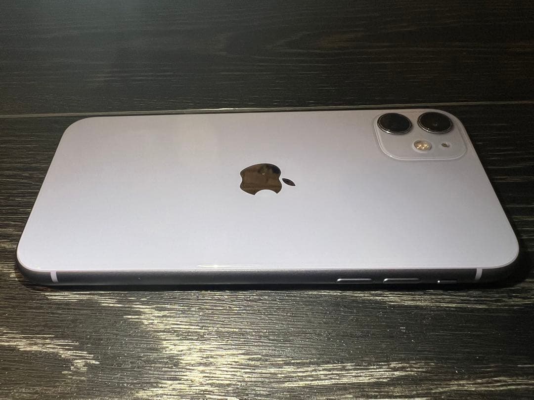 【美品】Apple iPhone 11 パープル 64GB 箱・ケース付き‼️
