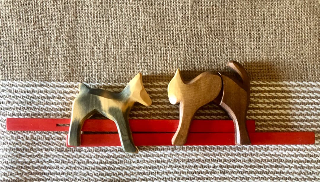 ドイツ製　デコア　犬とねこの対決？　廃盤