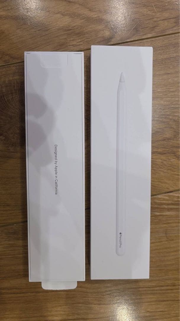 スズキ　Apple Pencil Pro ホワイト