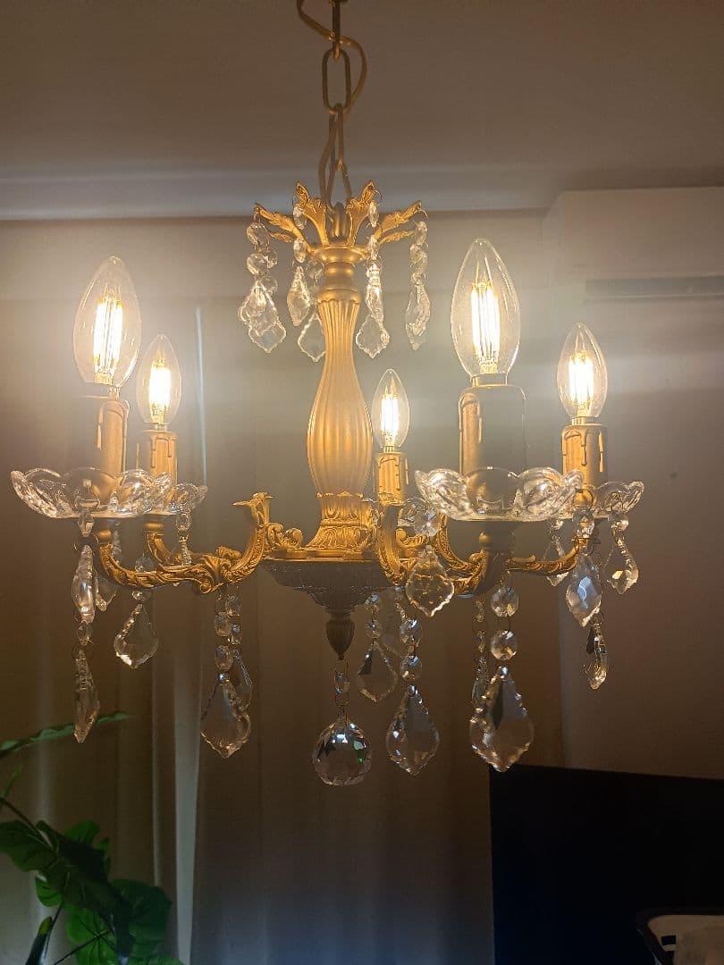 シャンデリア 5灯 ゴールド　LED電球付