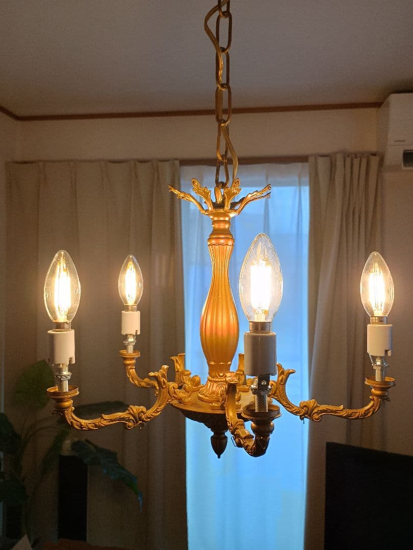 シャンデリア 5灯 ゴールド　LED電球付