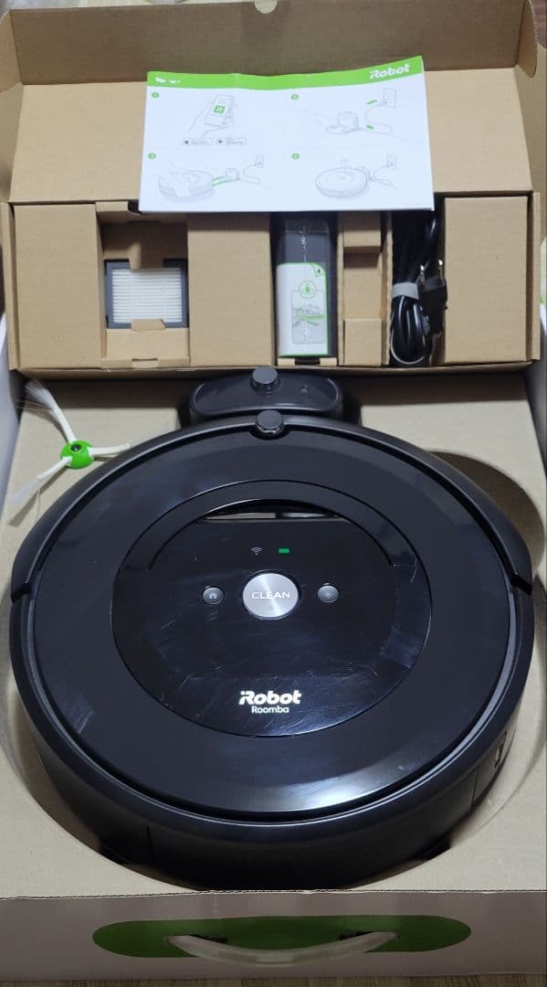 Roomba ロボット E5 掃除機 黒色 24回の掃除履歴あり