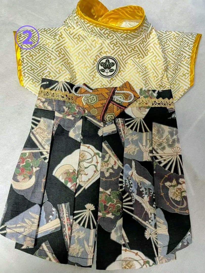 アッキー★オーダー　女子用紺矢羽根に金使い牡丹にピンク袴＆男子袴