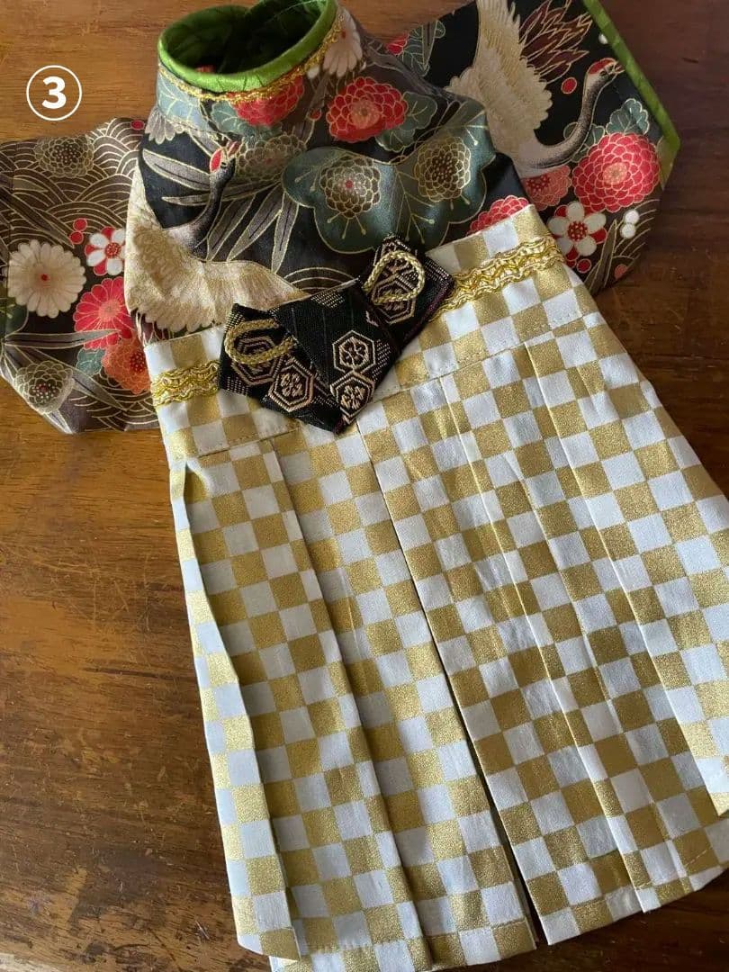 アッキー★オーダー　女子用紺矢羽根に金使い牡丹にピンク袴＆男子袴