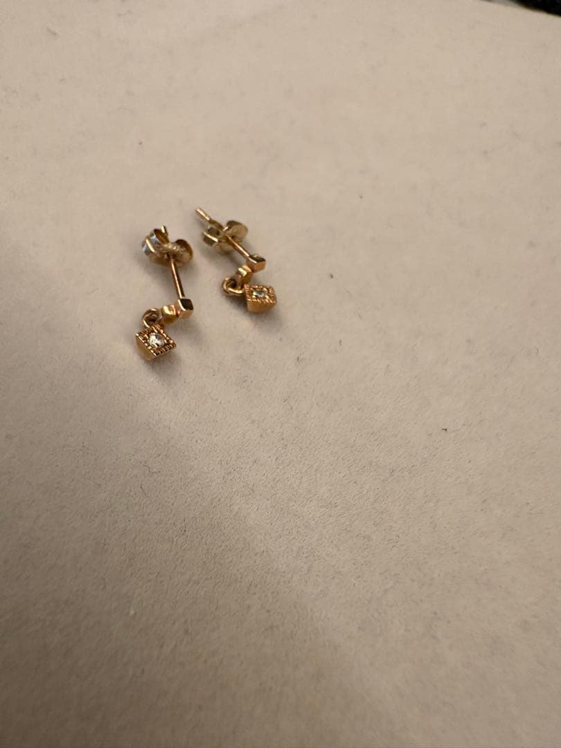 アガット（agate) K10ピアス