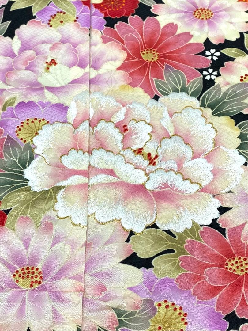 振袖 仮絵羽 刺繍 金彩 紋意匠 牡丹 正絹 未仕立て品 八掛付き
