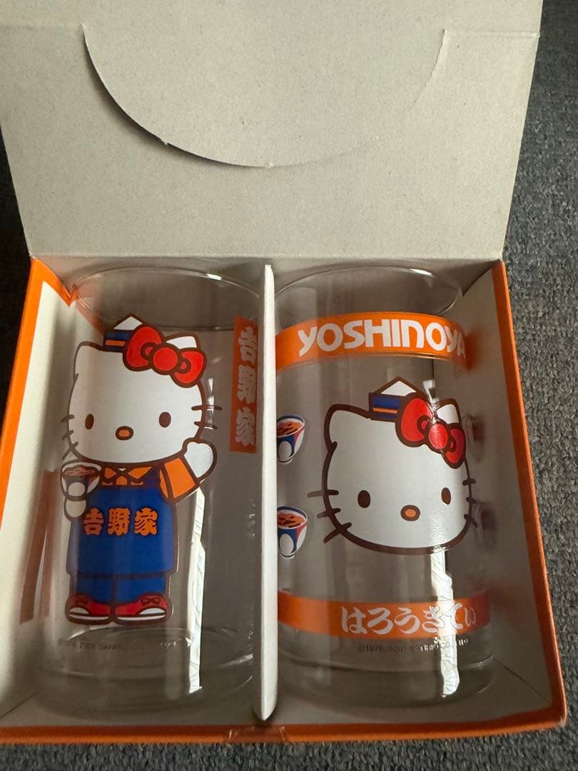 ハローキティグラスセット 2個入　吉野家