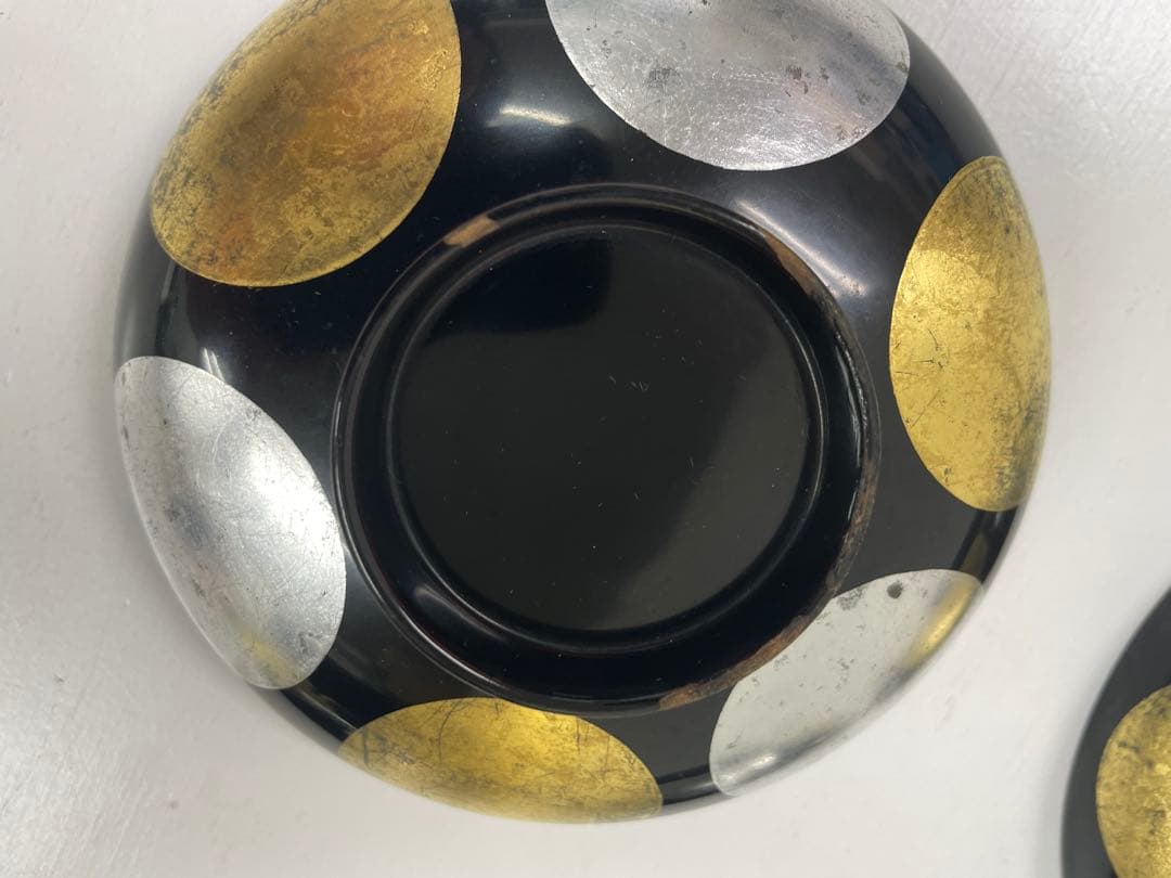 ツバキ 蓋付き椀 黒 金 銀丸模様 27客セット　少々難ありお値下げ品！