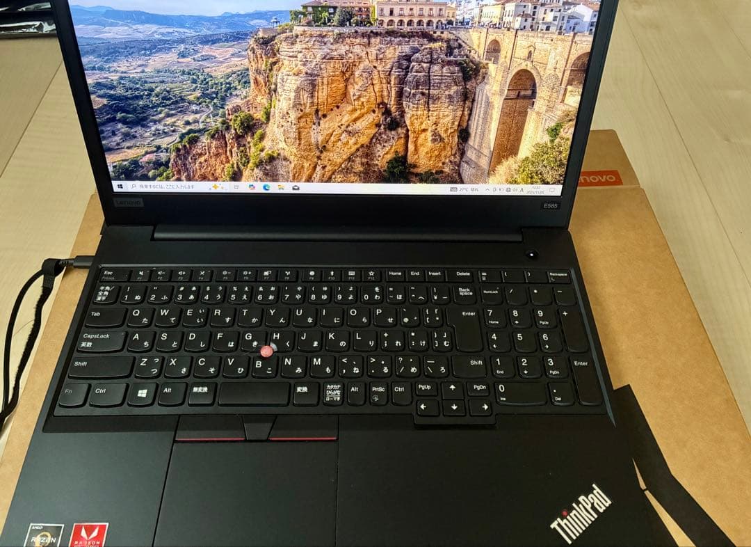 Windowsノート本体 Lenovo ThinkPad E585 SSD240GB