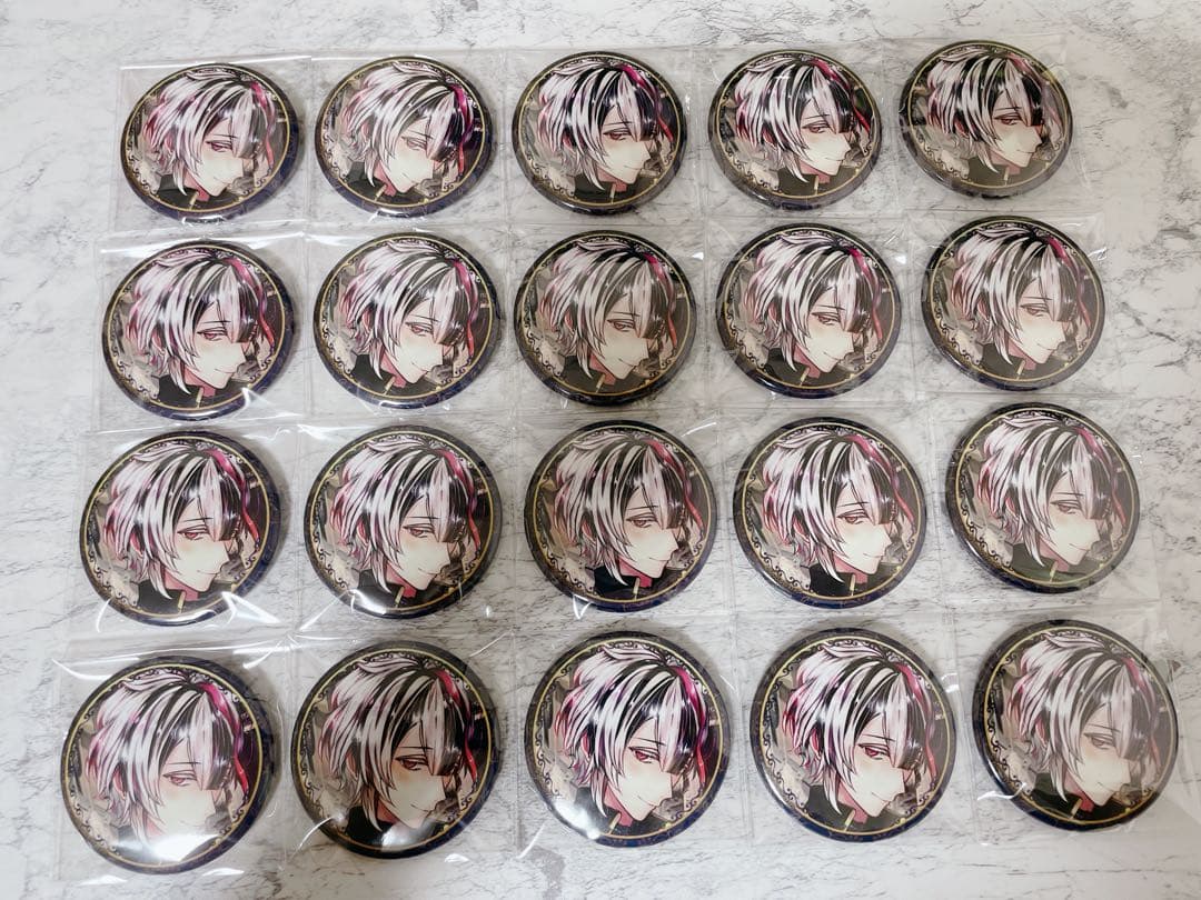 【値下げ】あくねこ バレンタイン 缶バッジ ベリアン