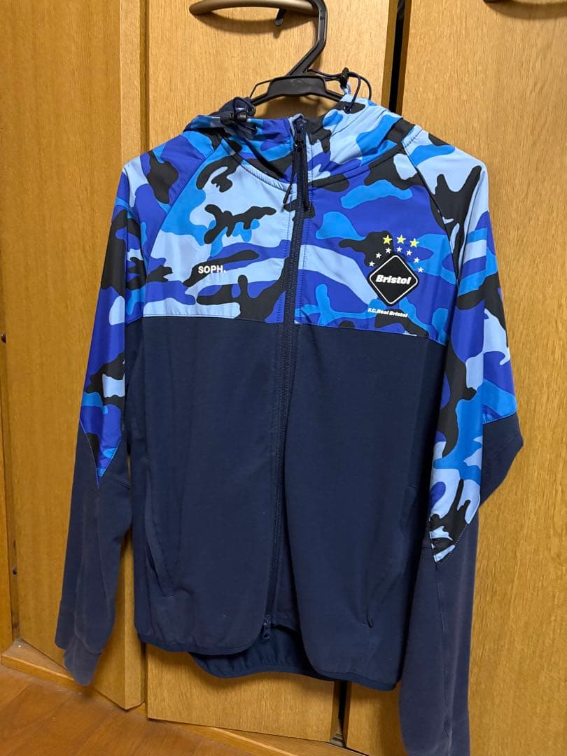 Bristol F.C.Real Bristol 迷彩パーカー