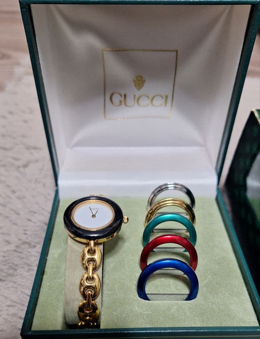 Gucci レディース 時計 カラーチェンジリング付き✳電池交換済