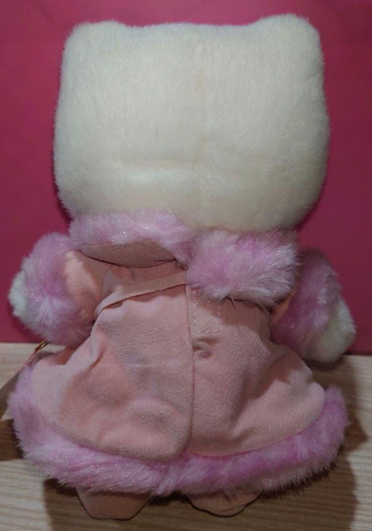 ハローキティ　バックスキン　ドール　ぬいぐるみ　サンリオ