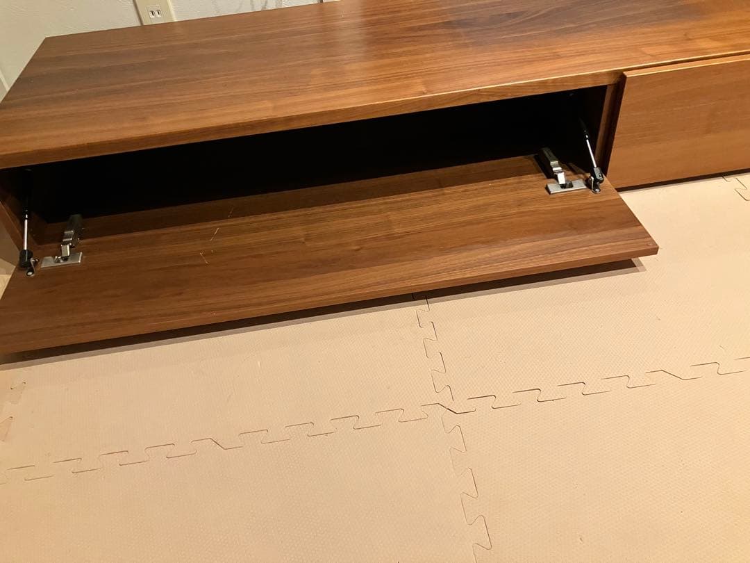 BoConceptテレビボード ウォルナット