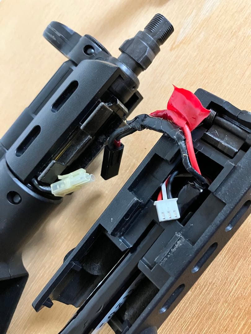 東京マルイ　電動ガン　H&K G3 SAS バッテリー充電器付き　予備マガジン付