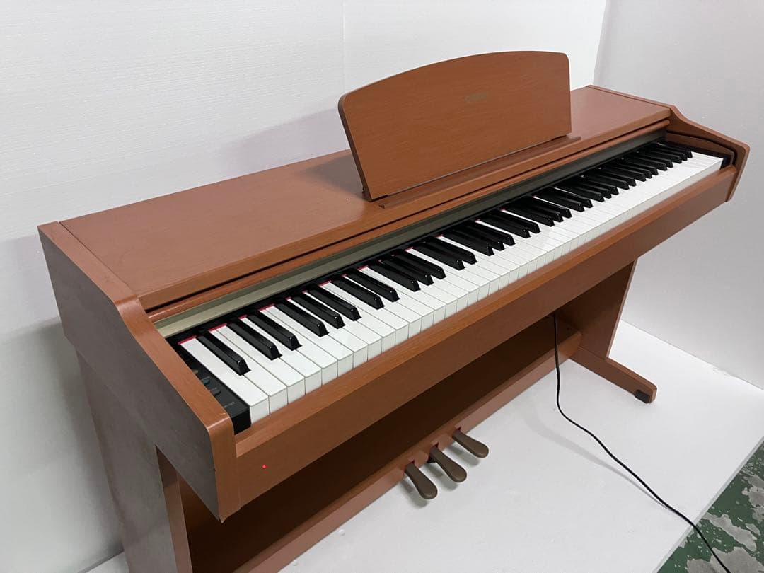 na-yu　YAMAHA YDP-123 88鍵盤　電子ピアノ